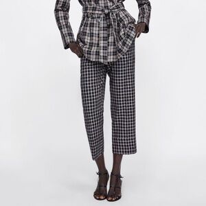 EUC Zara Cropped Business Casual Plaid Pants Size M